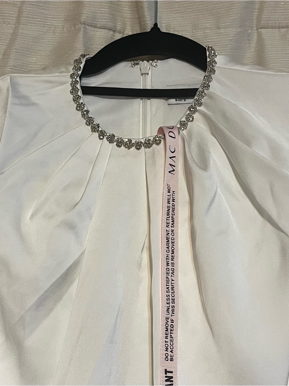 NWT MAC DUGGAL RHINESTONE EMBELLISHED NECKLINE SHIFT DRESS SIZE 2